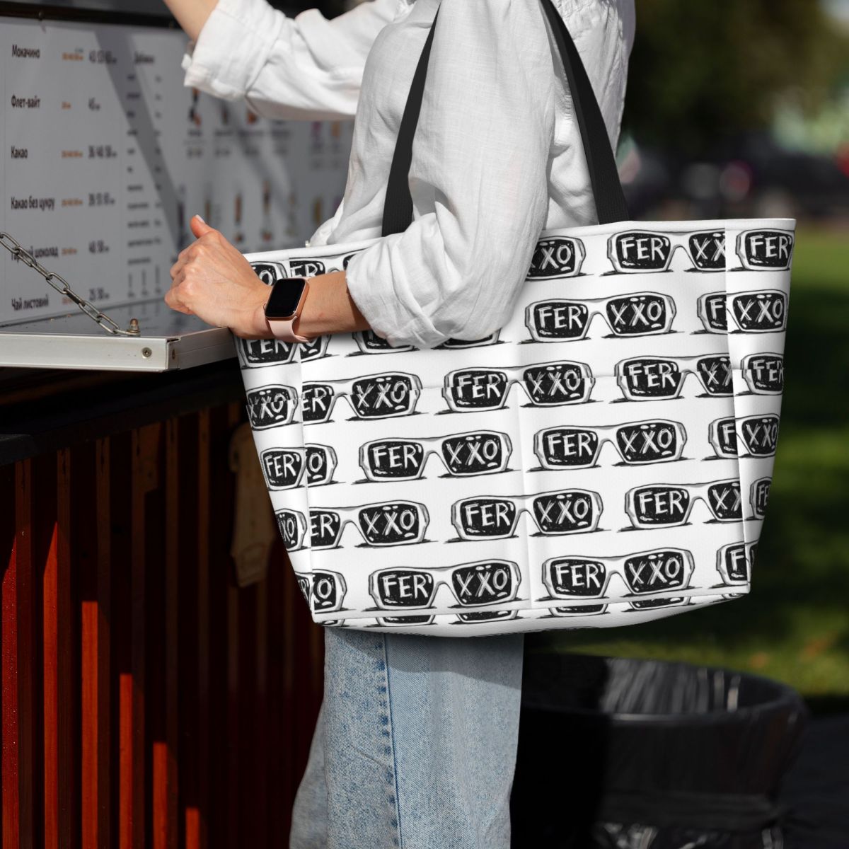 Feid Ferxxo Singer Tour Logo F - đánh giá và giá Yoga Fitness Music