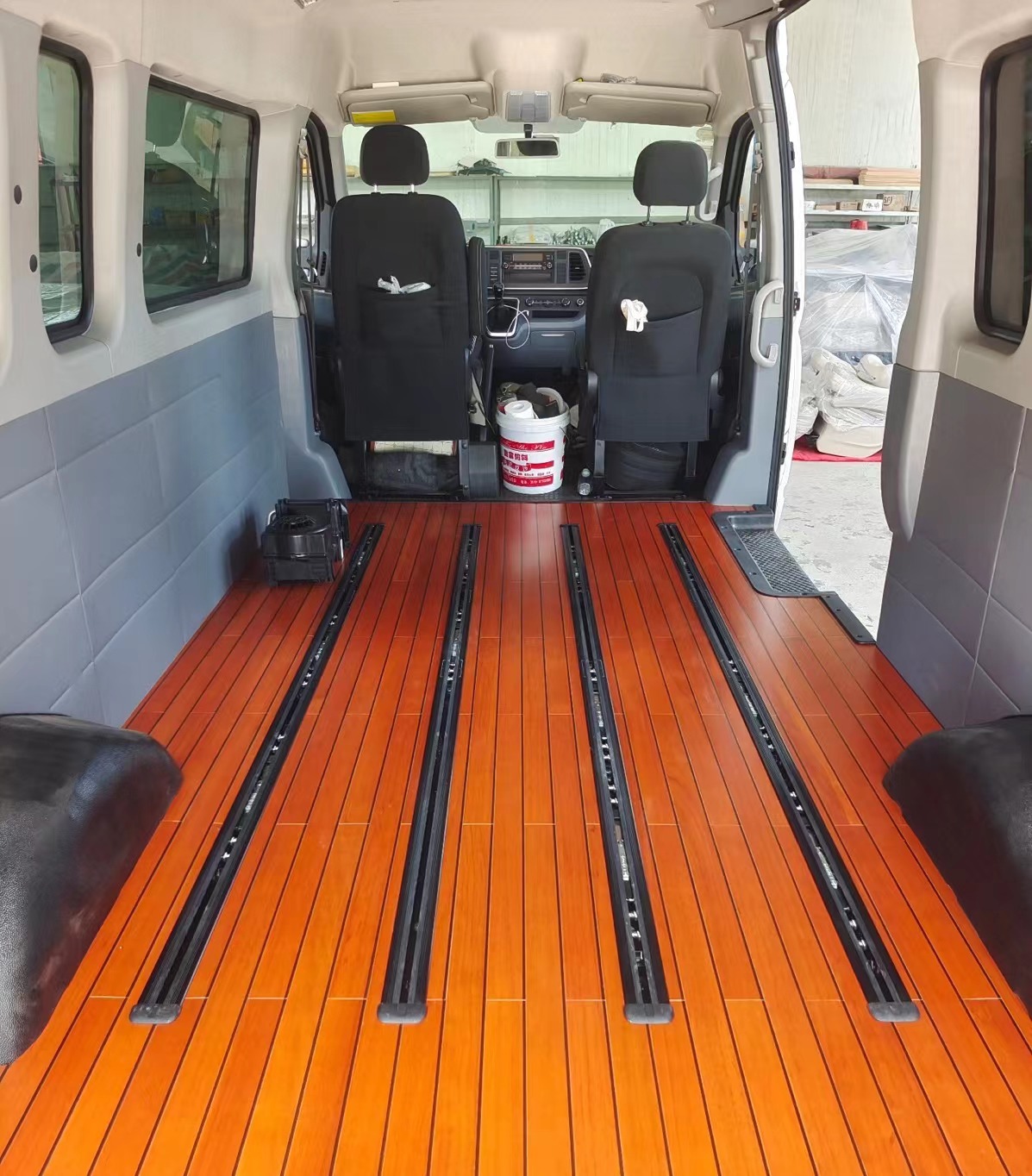 For  Mercedes-Benz V-Class/Vit - đánh giá và giá Core Slider